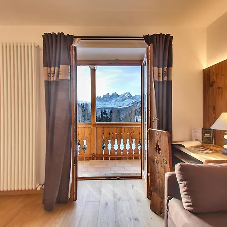 Rifugio Flora Alpina Hotel